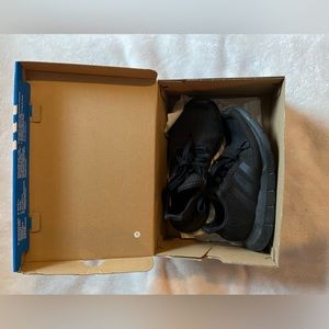 Adidas swift run gym shoes